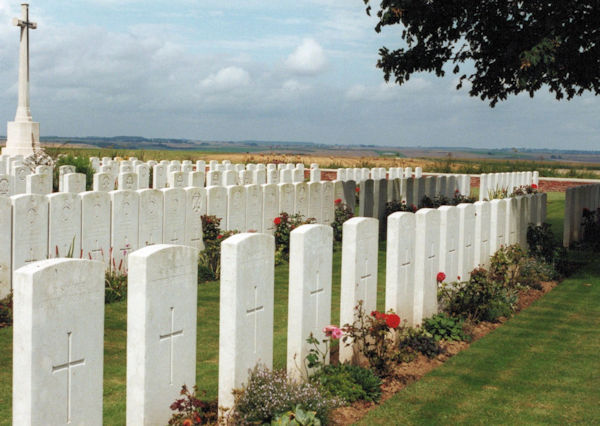 BEACON CEMETERY, SAILLY-LAURETTE