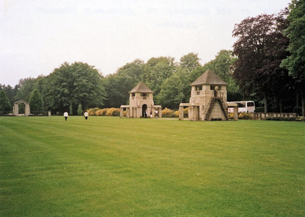  REICHSWALD FOREST WAR CEMETERY