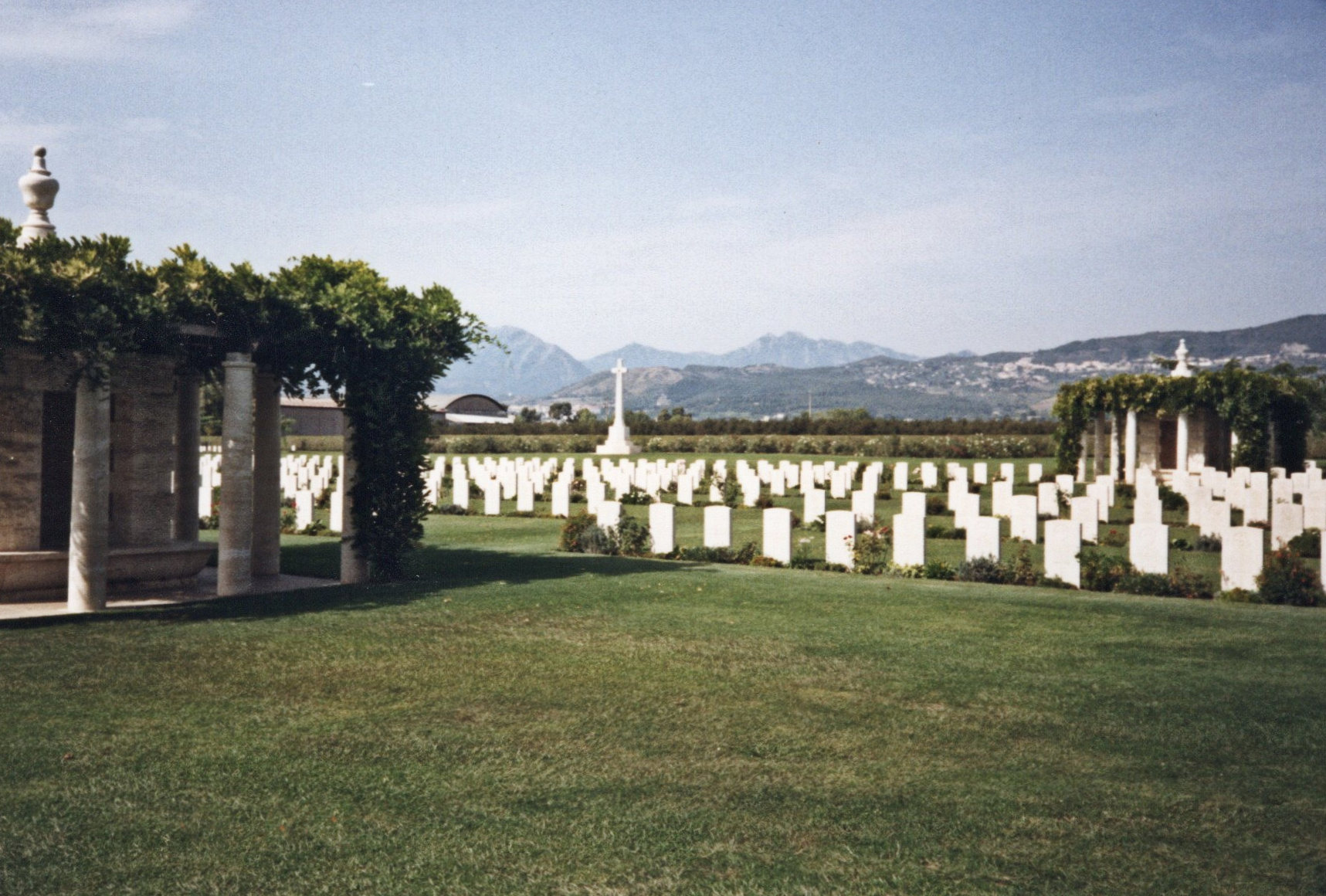 SALERNO WAR CEMETERY