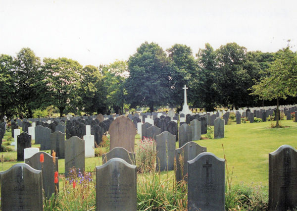 GILLINGHAM (WOODLANDS) CEMETERY, KENT
