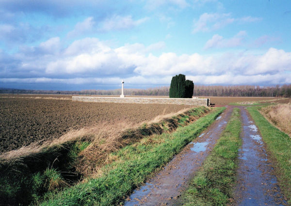 HAVERSKERQUE BRITISH CEMETERY