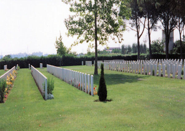 BARI WAR CEMETERY
