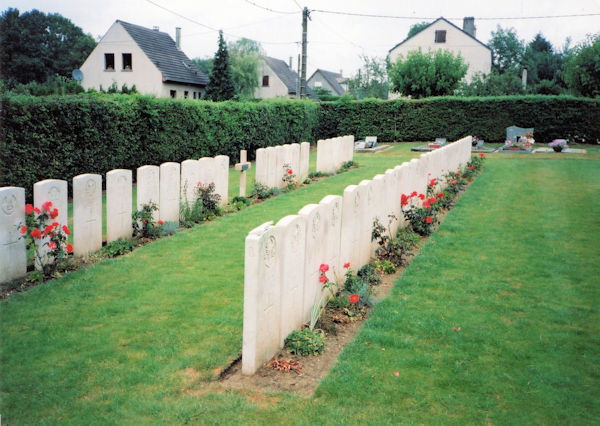 ST. IMOGES CHURCHYARD
