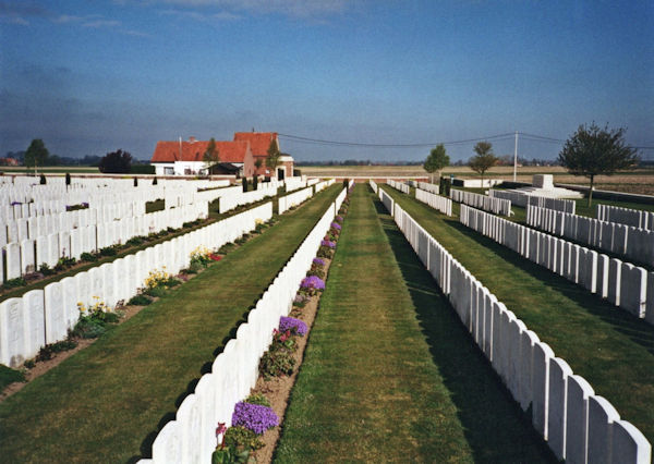 MENDINGHEM MILITARY CEMETERY